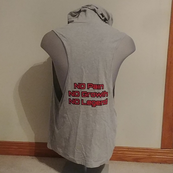 Men's Sleeveless Hoodie Comfy with Zip Pocket. - Picture 3 of 8